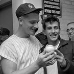 sal-durante,-who-caught-a-bit-of-baseball-history,-dies-at-81